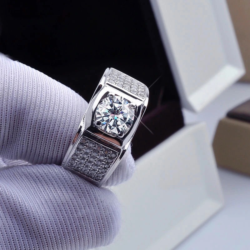 新しい 4 爪シミュレーション モアッサナイト 1 カラット - Moissanite Engagement Ring 1 Carat のレビューと価格